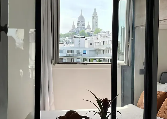 Superbe Loft Avec Vue Incroyable Sur Montmartre Paris